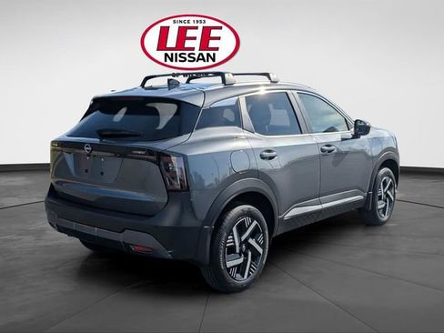 New 2026 Nissan Kicks SV w/ Cold Weather Package FWD image 3