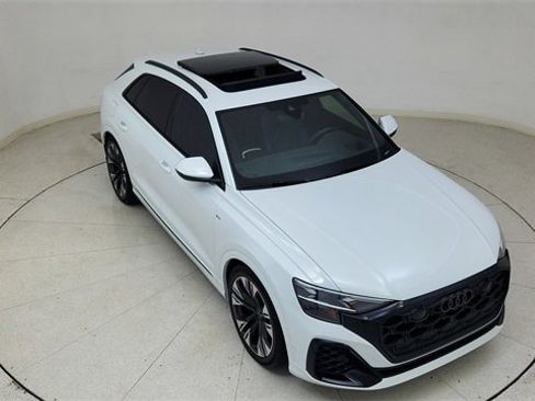 Used 2025 Audi Q8 Prestige w/ Prestige Package image 78