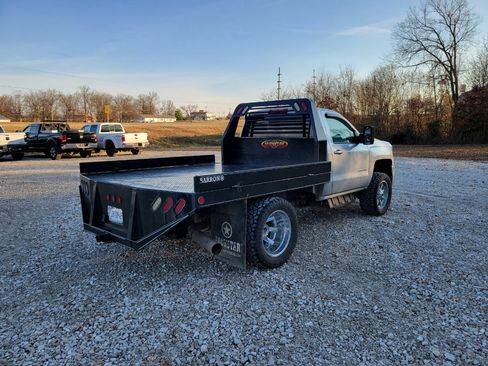 Used 2017 Chevrolet Silverado 3500 LT w/ LT Convenience Package image 4