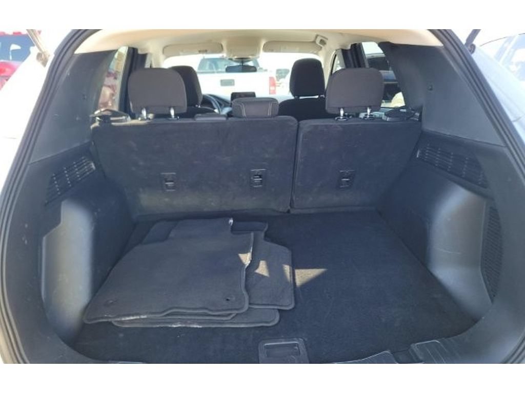 Used 2025 Ford Escape Active AWD/4WD image 11