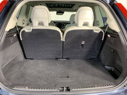 Used 2021 Volvo XC90 T6 Momentum image 36