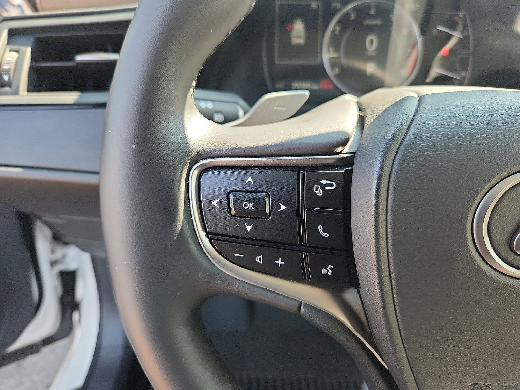 Used 2024 Lexus ES 350 w/ Premium Package FWD image 22