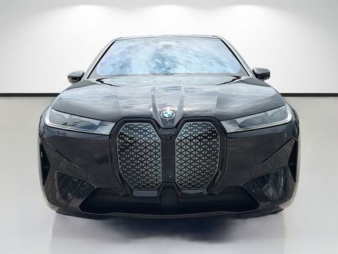 Used 2025 BMW iX xDrive50 AWD/4WD image 8