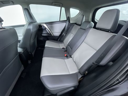 Used 2014 Toyota RAV4 Limited w/ Technology Package image 22