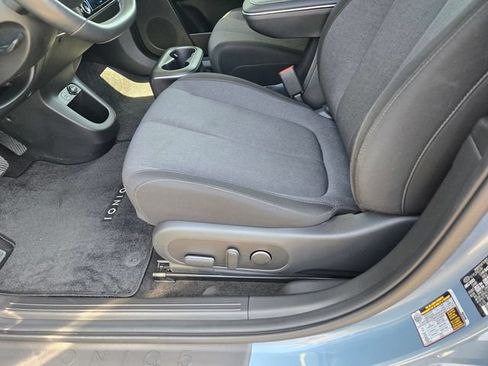 Used 2024 Hyundai Ioniq 5 SEL RWD image 17