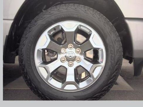 Used 2019 RAM 1500 Big Horn AWD/4WD image 7
