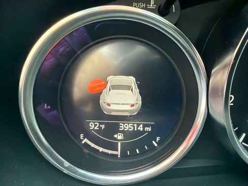 Used 2021 MAZDA MX-5 Miata RF Grand Touring RWD image 2