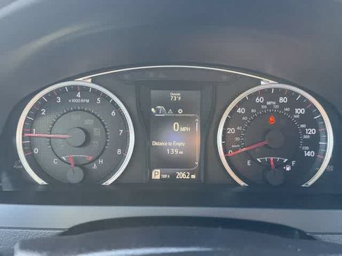 Used 2017 Toyota Camry SE FWD image 28