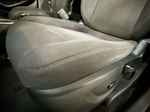 Used 2018 Chevrolet Trax LS image 19