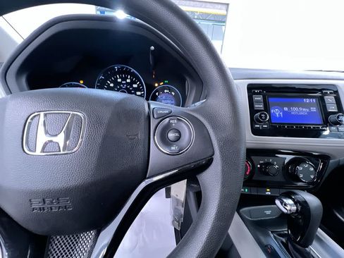 Used 2016 Honda HR-V LX image 21