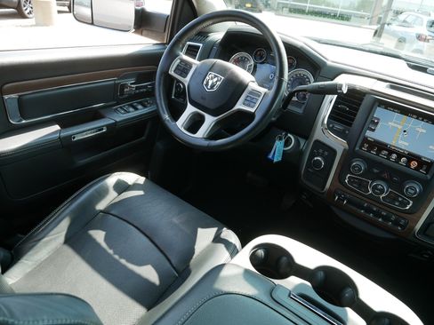 Used 2016 RAM 3500 Laramie AWD/4WD image 9