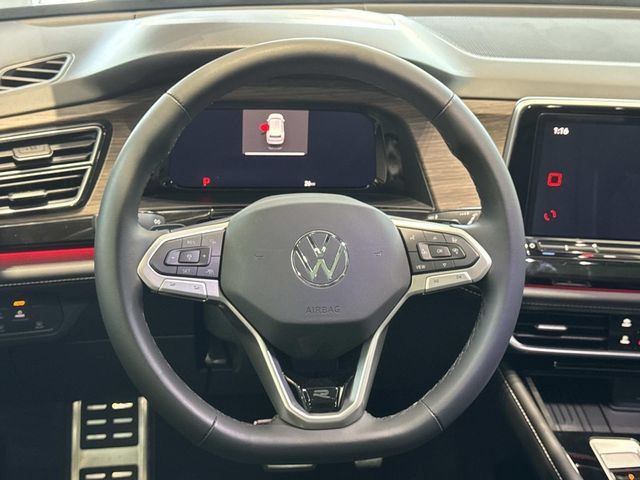 New 2025 Volkswagen Atlas SEL Premium R-Line AWD/4WD image 9