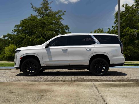 Used 2024 Cadillac Escalade Premium Luxury Platinum w/ LPO, Floor Liner Package AWD/4WD image 6
