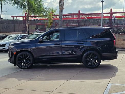 Used 2021 Cadillac Escalade Sport Platinum image 11