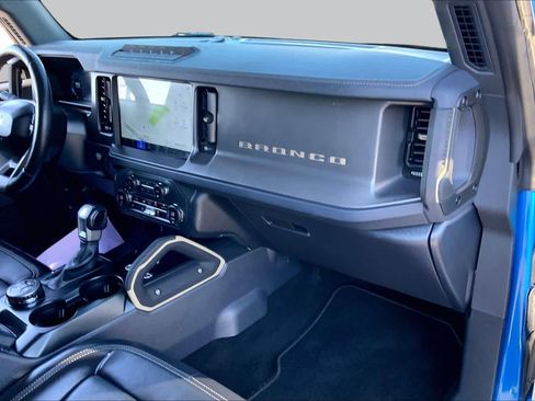 Used 2025 Ford Bronco Badlands AWD/4WD image 17