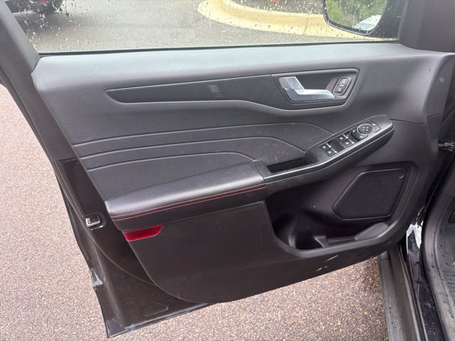 Used 2024 Ford Escape ST-Line FWD image 15