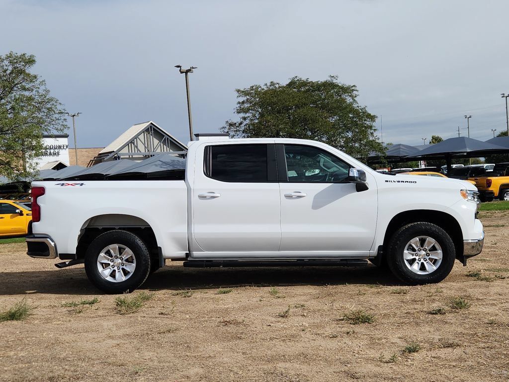 Used 2025 Chevrolet Silverado 1500 LT w/ LPO, Dark Essentials Package AWD/4WD image 3