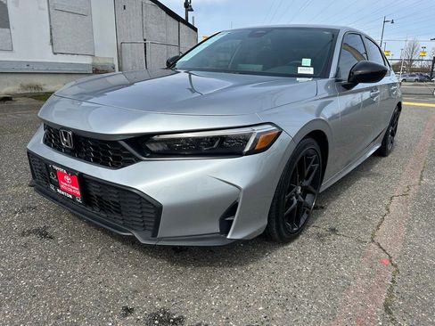 Used 2025 Honda Civic Sport image 1