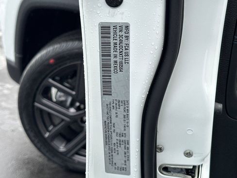 New 2026 Jeep Compass Limited image 33