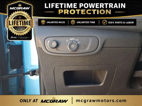 Used 2025 Chevrolet TrailBlazer LT AWD/4WD image 13
