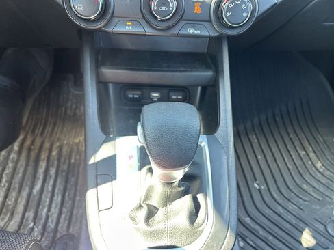 Certified 2023 Kia Forte LXS w/ LXS Technology Package image 13