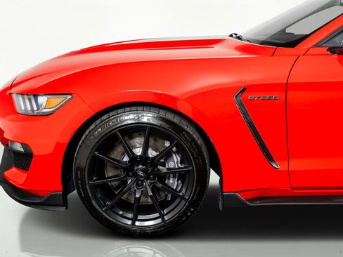 Used 2018 Ford Mustang Shelby GT350 w/ Electronics Package image 16