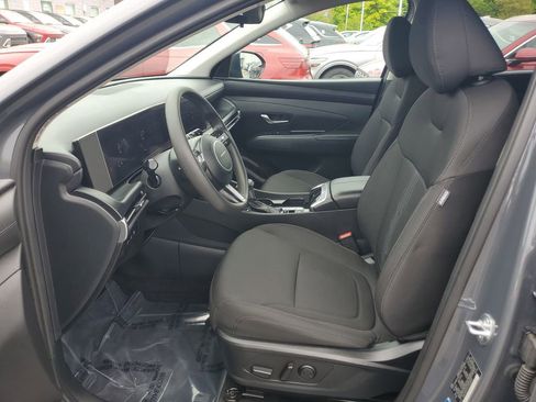 Used 2025 Hyundai Tucson SEL FWD image 14