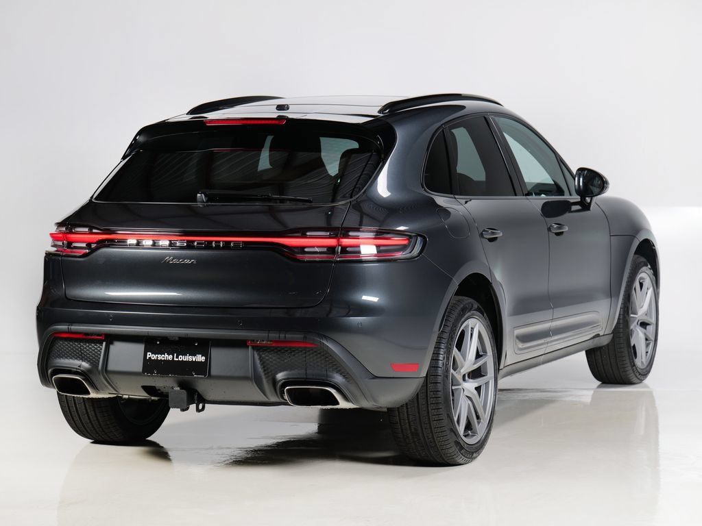 Certified 2026 Porsche Macan AWD/4WD image 9