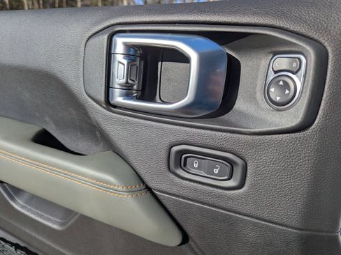New 2026 Jeep Gladiator Mojave AWD/4WD image 13