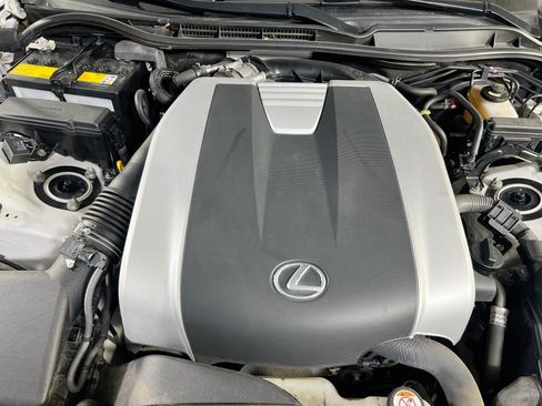 Used 2021 Lexus IS 300 AWD image 30