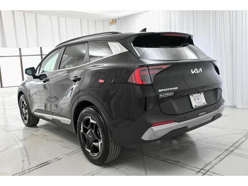 New 2026 Kia Sportage EX w/ EX Panorama Roof Package image 5