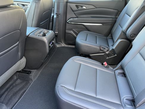 New 2026 Chevrolet Traverse LT FWD image 16