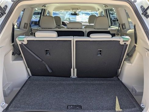 New 2026 Volkswagen Atlas SE image 13