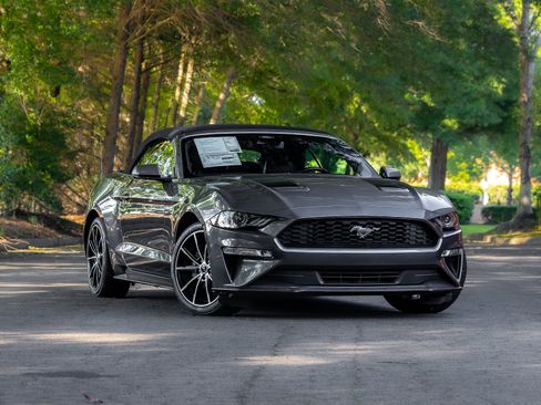 Used 2021 Ford Mustang Premium w/ Equipment Group 201A RWD image 2