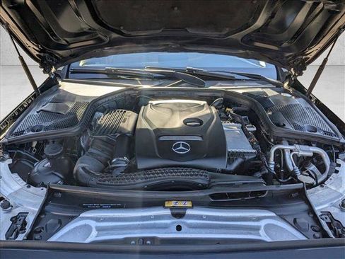 Used 2018 Mercedes-Benz C 300 4MATIC Sedan image 25