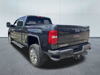 Used 2018 GMC Sierra 2500 Denali w/ Duramax Plus Package AWD/4WD video 2