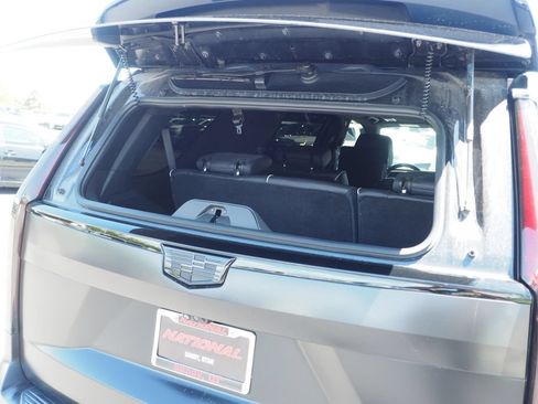 Used 2023 Cadillac Escalade V AWD/4WD image 20