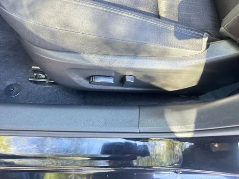 Used 2024 Nissan Altima 2.5 SV image 23