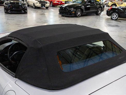 Used 1999 Chevrolet Corvette Convertible w/ Memory Pkg RWD image 28