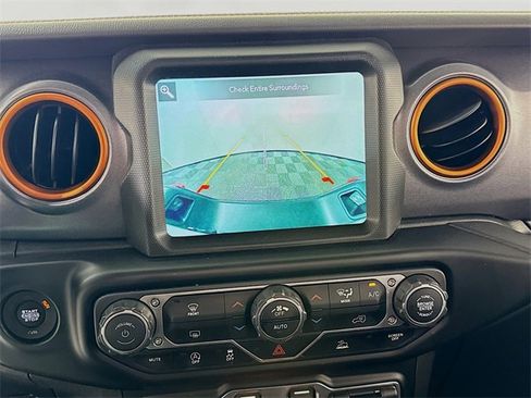 Used 2022 Jeep Gladiator Mojave w/ Trailer Tow Package image 20