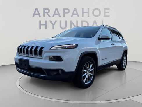 Used 2017 Jeep Cherokee Limited AWD/4WD image 1