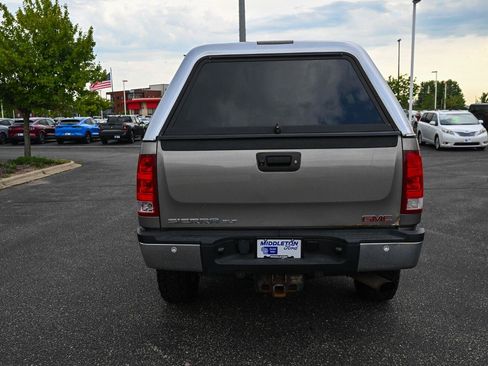 Used 2013 GMC Sierra 2500 SLT w/ SLT Convenience Package AWD/4WD image 6