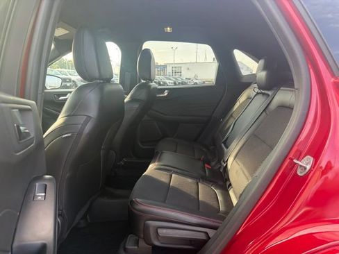 Used 2023 Ford Escape ST-Line w/ Tech Pack #1 AWD/4WD image 19