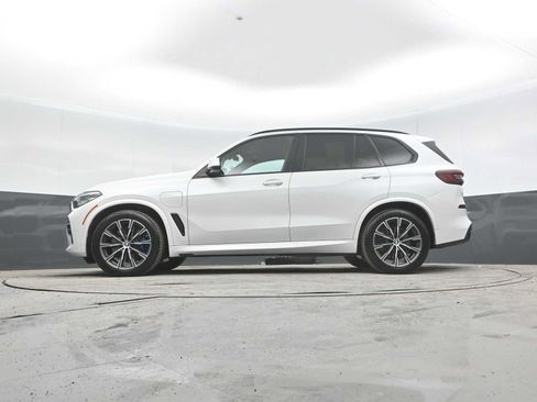 Used 2022 BMW X5 xDrive45e w/ M Sport Package AWD/4WD image 48