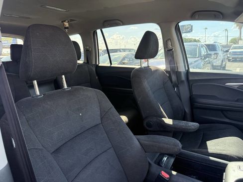 Used 2021 Honda Pilot LX image 34