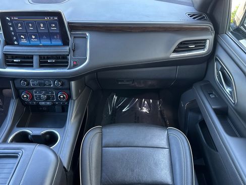Used 2024 Chevrolet Tahoe Premier AWD/4WD image 31