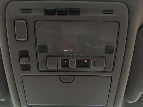 Used 2004 Lexus RX 330 AWD image 25