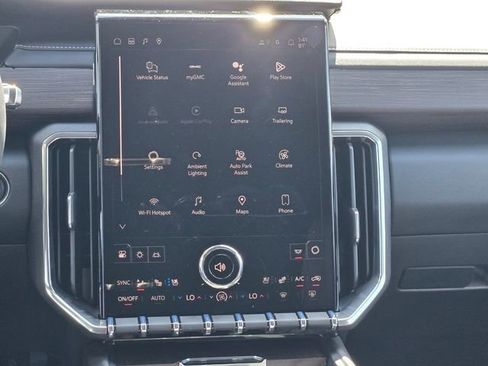 New 2026 GMC Acadia Denali w/ Super Cruise Package FWD image 9