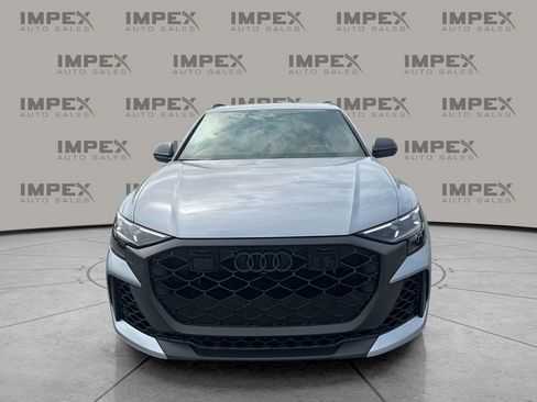 Used 2025 Audi RS Q8 performance image 8