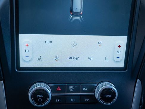 Used 2022 Ford Edge SEL w/ Convenience Package image 29